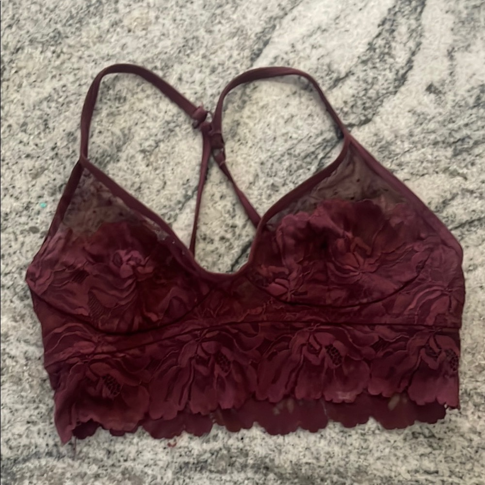 Elegant Lace Bralette in Burgundy l Small